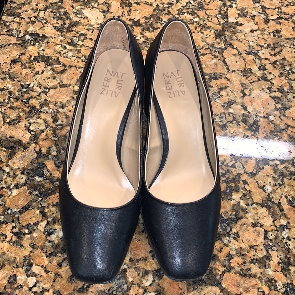 Naturalizer black shoes, 10 M